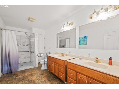 Tiny photo for 805 Queens Ave, Creswell, OR 97426 (MLS # 412440360)