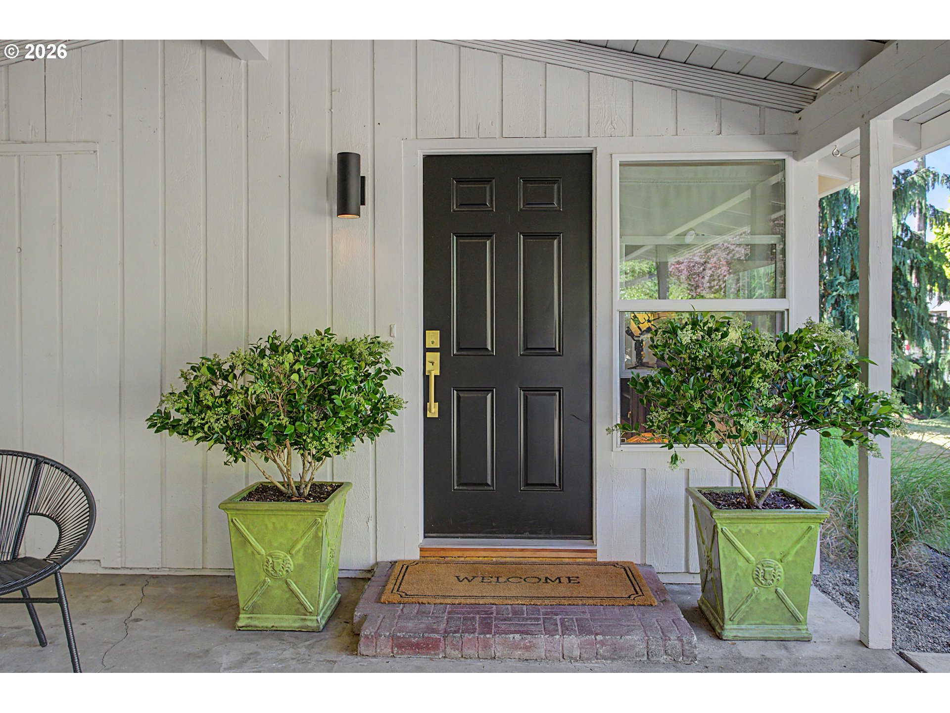 309 NW OVERLOOK DR
