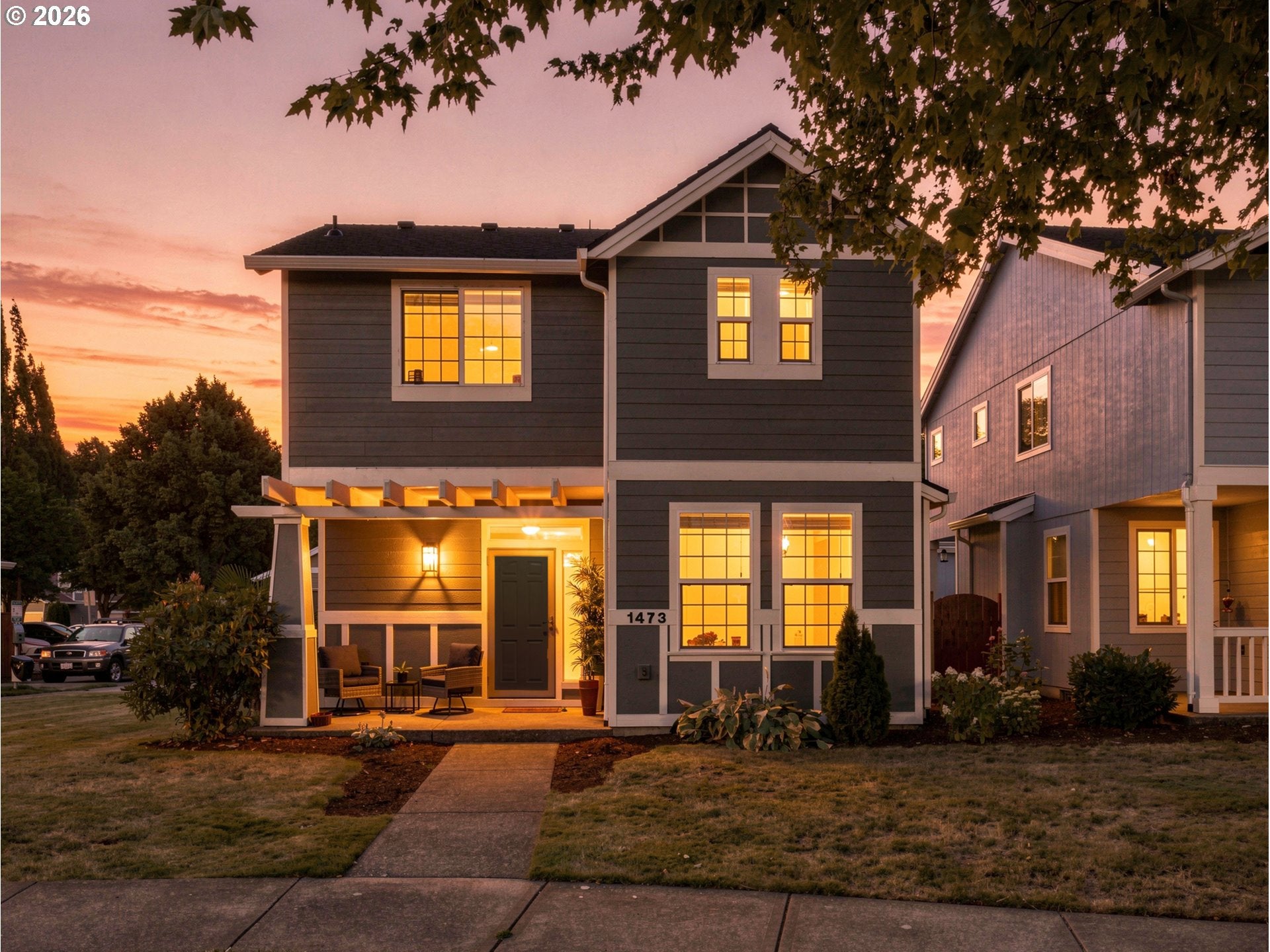 1473 SE YULAN WAY