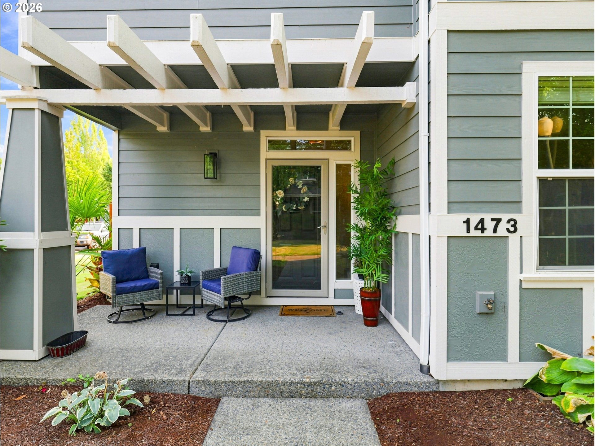 1473 SE YULAN WAY