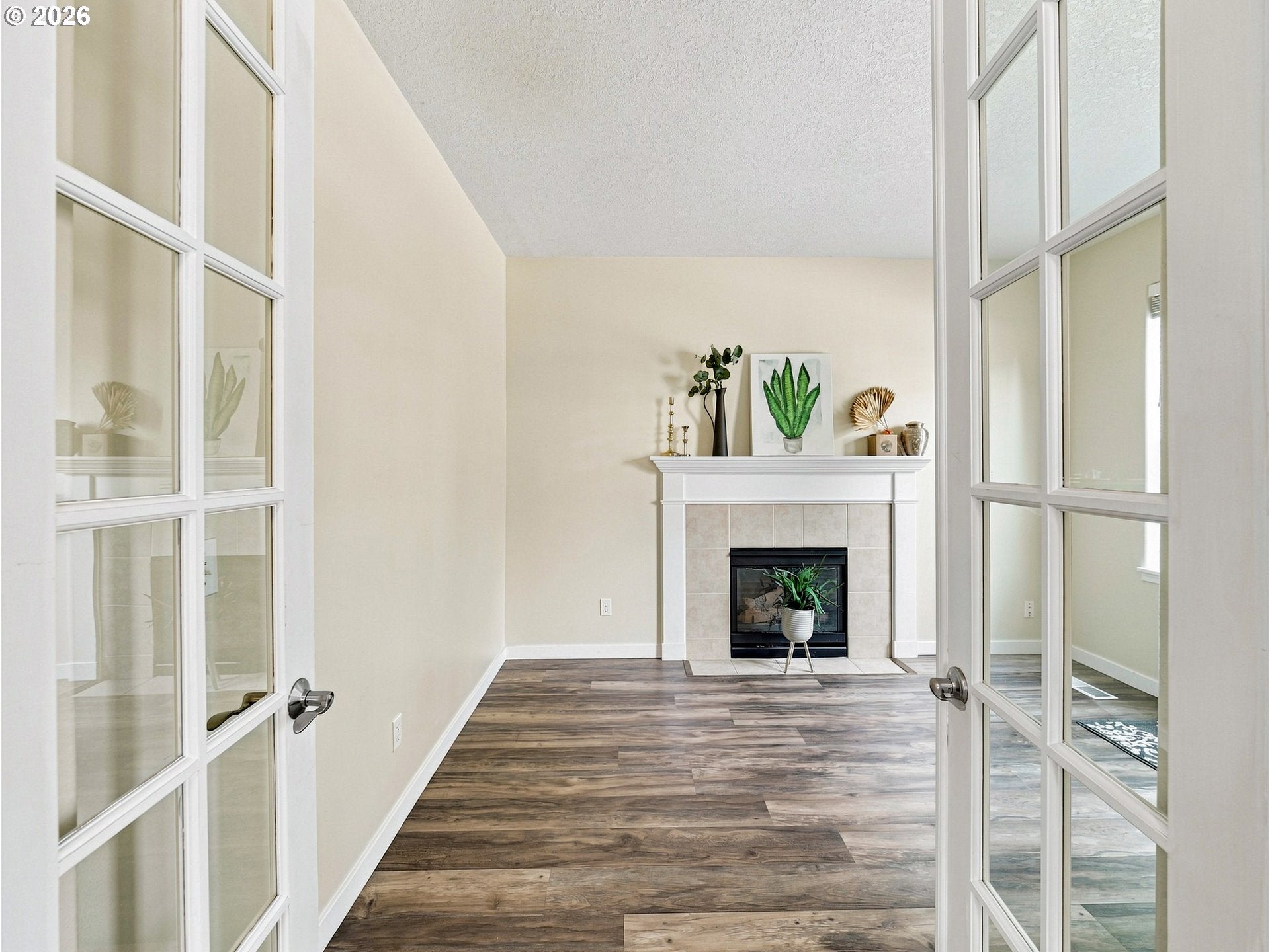 1473 SE YULAN WAY