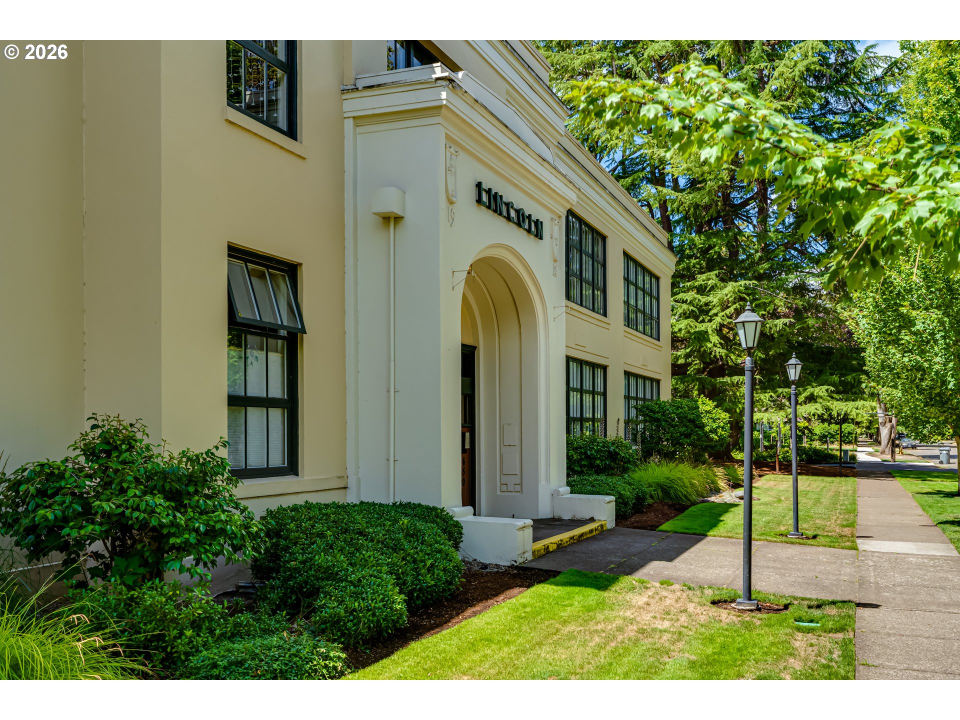 650 W 12TH AVE 224