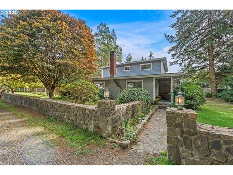 A home in Coos Bay