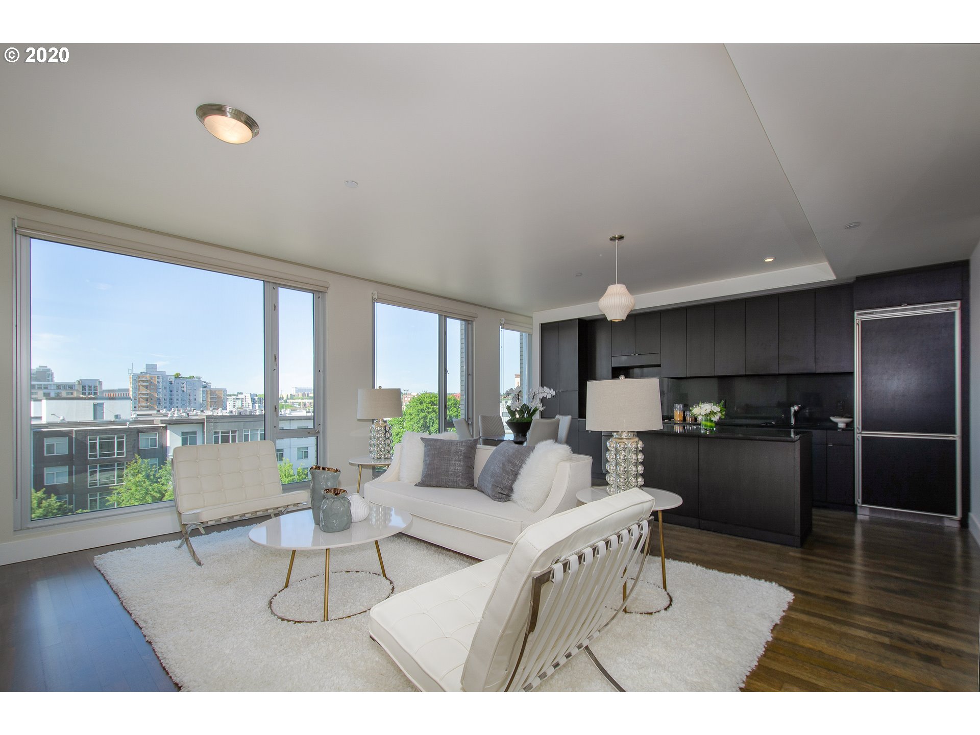 937 NW GLISAN ST 732