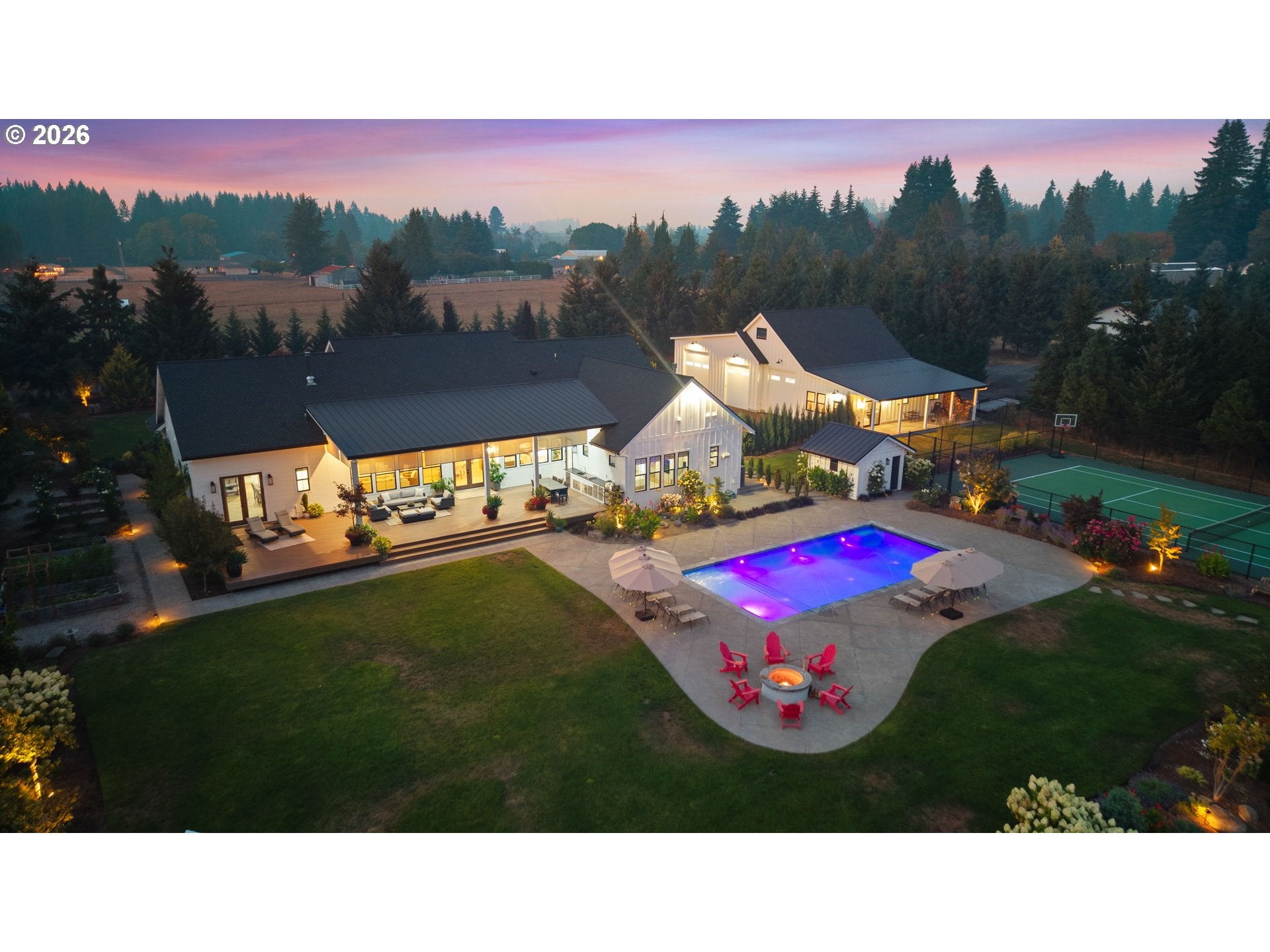 30832 SE COUNTRY LIVING LN