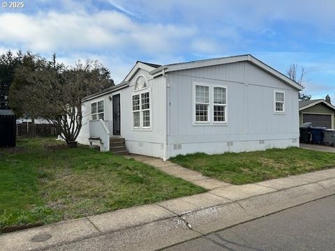 A home in Creswell