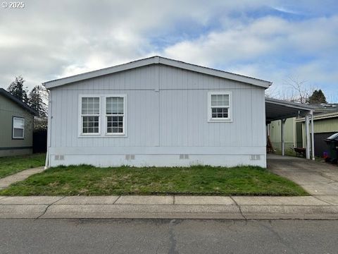 A home in Creswell