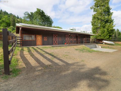 A home in Roseburg