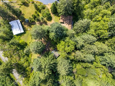 A home in Estacada