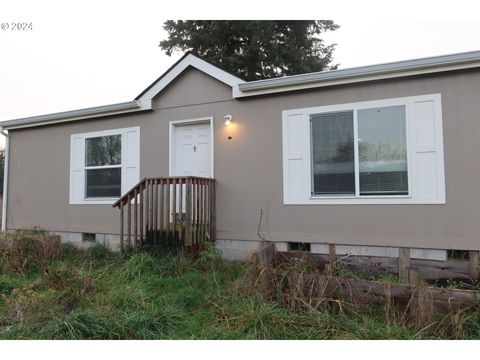 A home in Estacada