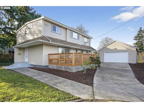 5249 NE 45TH PL Portland OR 97218