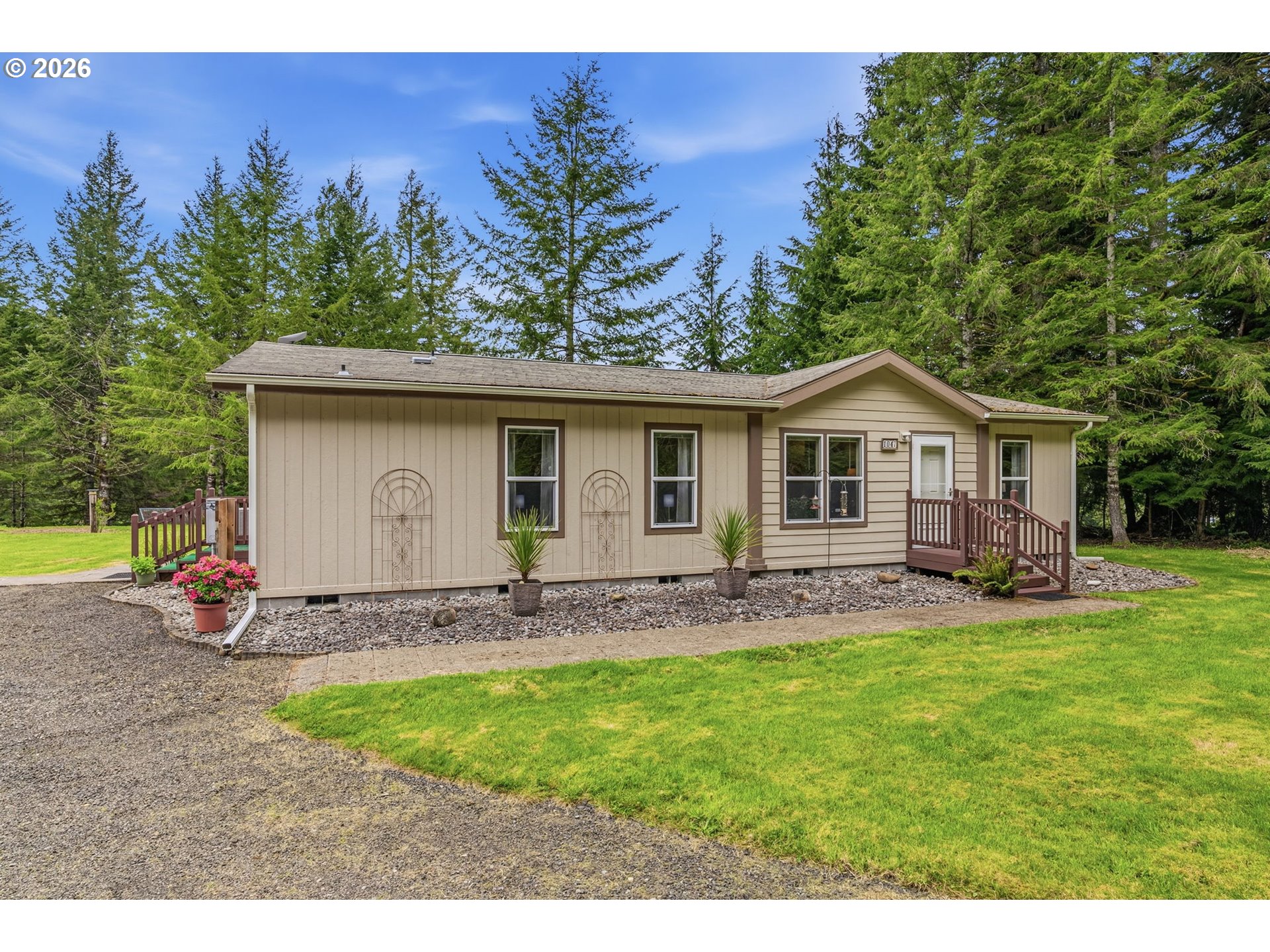 1047 BEAVER CREEK RD