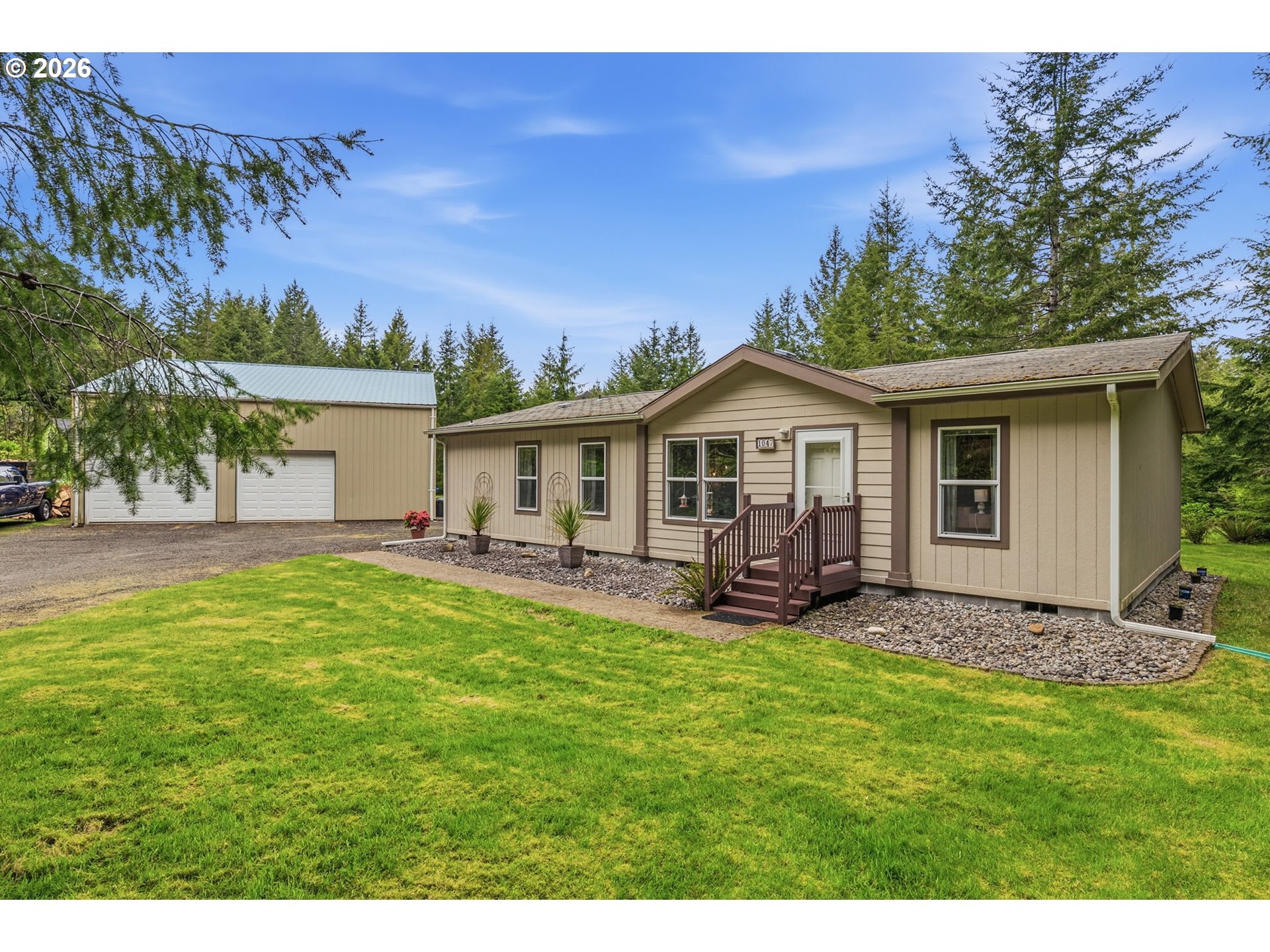 1047 BEAVER CREEK RD