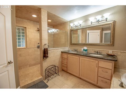 Tiny photo for 34103 Adler Ln, Creswell, OR 97426 (MLS # 370112015)