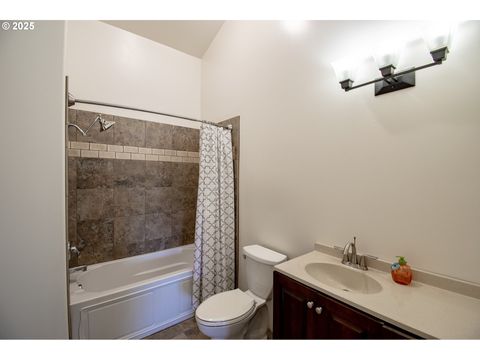 Tiny photo for 34103 Adler Ln, Creswell, OR 97426 (MLS # 370112015)