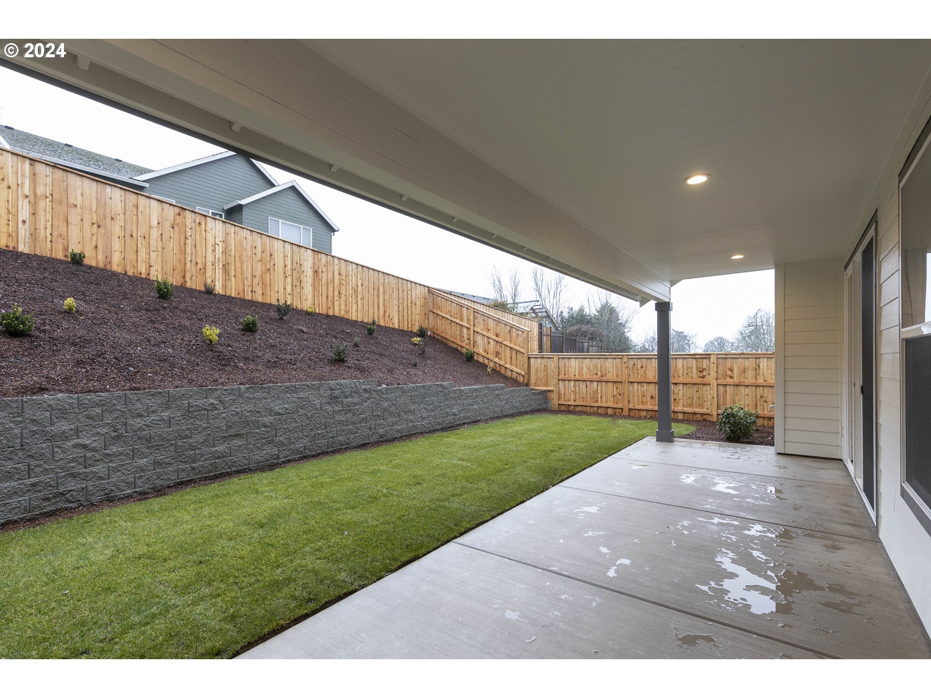 Newberg, Oregon 97132, United States, 3 Bedrooms Bedrooms, ,3 BathroomsBathrooms,Residential,Pending,44681