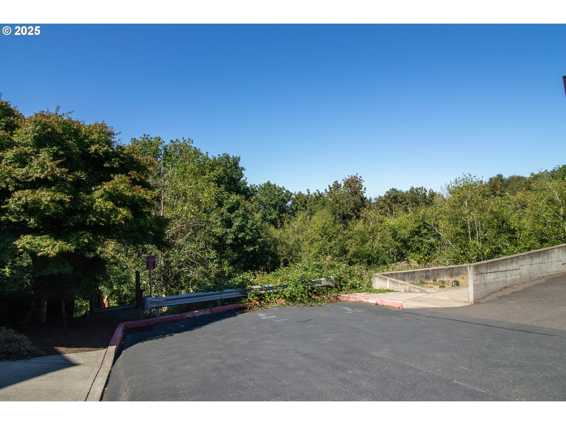 8049 NW PROMINENCE CT
