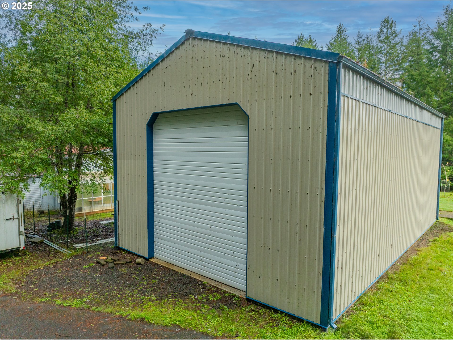 93521 PLEASANT VALLEY LN