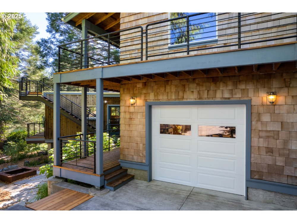 Bay City, Oregon 97107, United States, 3 Bedrooms Bedrooms, ,2 BathroomsBathrooms,Residential,Pending,108232