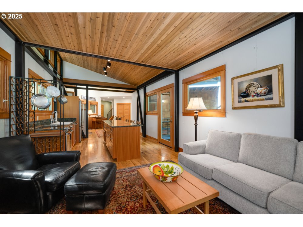 Bay City, Oregon 97107, United States, 3 Bedrooms Bedrooms, ,2 BathroomsBathrooms,Residential,Pending,108232