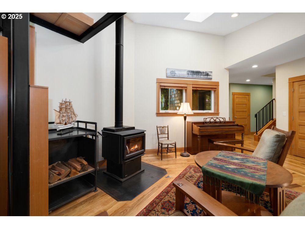 Bay City, Oregon 97107, United States, 3 Bedrooms Bedrooms, ,2 BathroomsBathrooms,Residential,Pending,108232