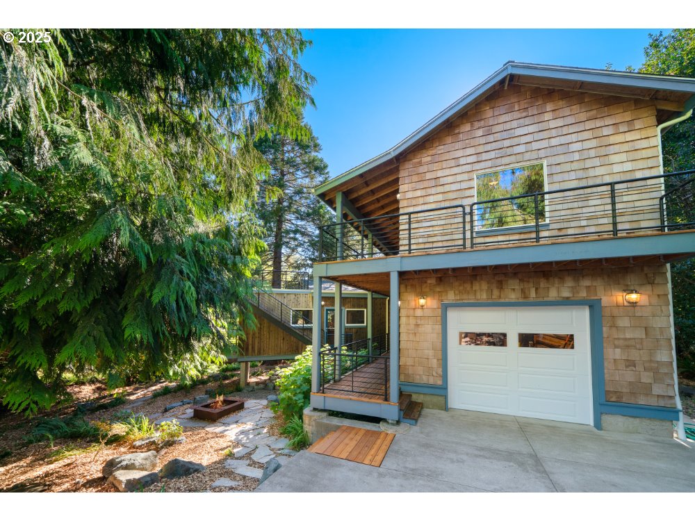 Bay City, Oregon 97107, United States, 3 Bedrooms Bedrooms, ,2 BathroomsBathrooms,Residential,Pending,108232