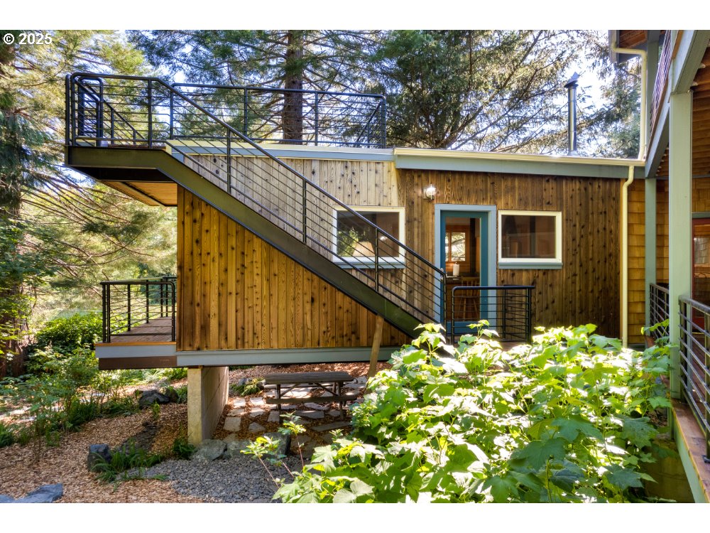 Bay City, Oregon 97107, United States, 3 Bedrooms Bedrooms, ,2 BathroomsBathrooms,Residential,Pending,108232