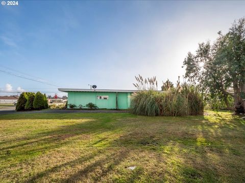 A home in Bandon