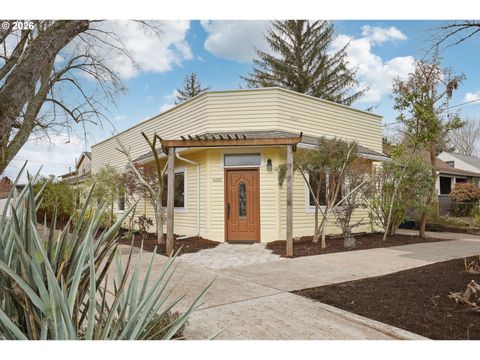 6001 N DELAWARE AVE Portland OR 97217