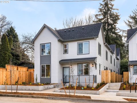 8610 SW 21st AVE 6 Portland OR 97219