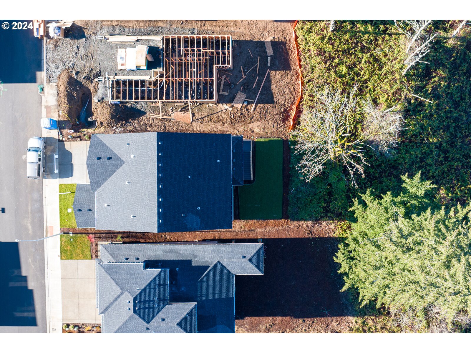 Gresham, Oregon 97080, United States, 5 Bedrooms Bedrooms, ,4 BathroomsBathrooms,Residential,Pending,28001