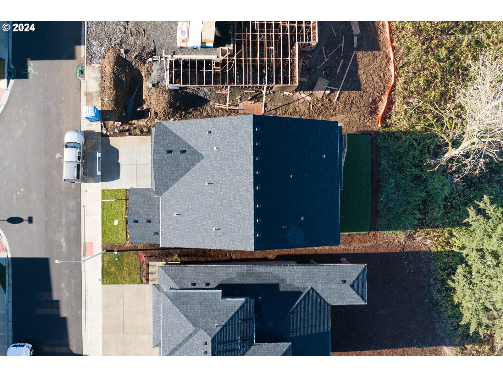 Gresham, Oregon 97080, United States, 5 Bedrooms Bedrooms, ,4 BathroomsBathrooms,Residential,Pending,28001