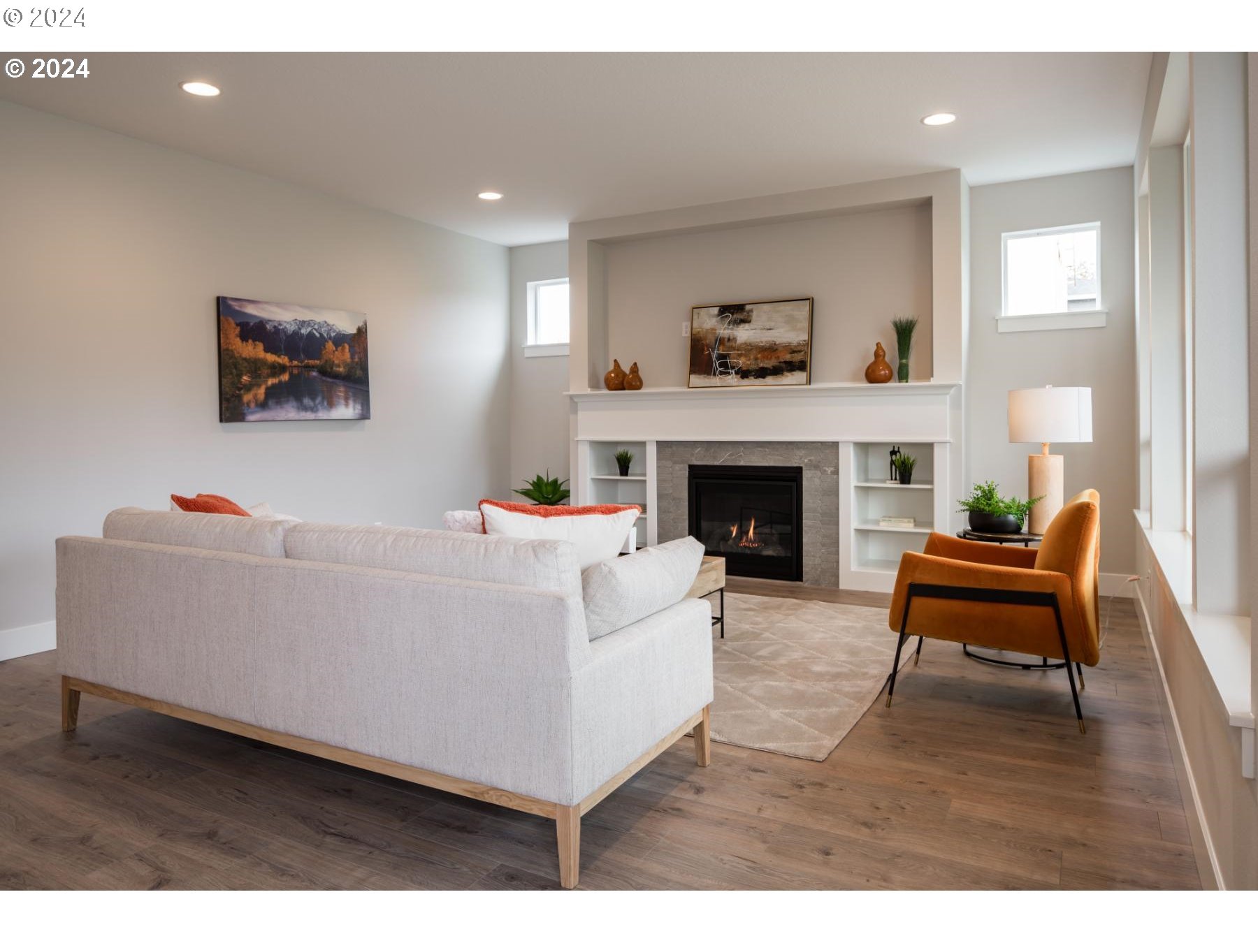 Gresham, Oregon 97080, United States, 5 Bedrooms Bedrooms, ,4 BathroomsBathrooms,Residential,Pending,28001