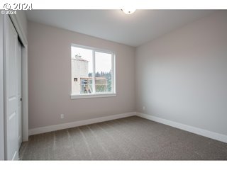 Gresham, Oregon 97080, United States, 5 Bedrooms Bedrooms, ,4 BathroomsBathrooms,Residential,Pending,28001