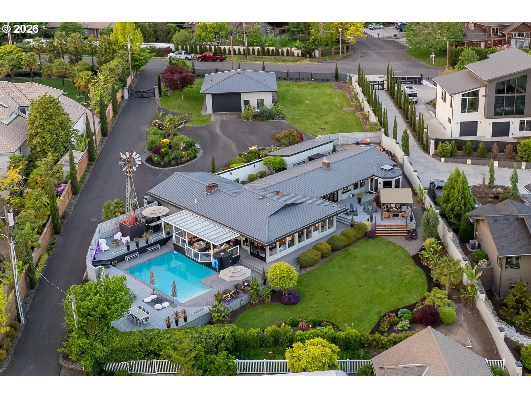 9609 SE EVERGREEN HWY