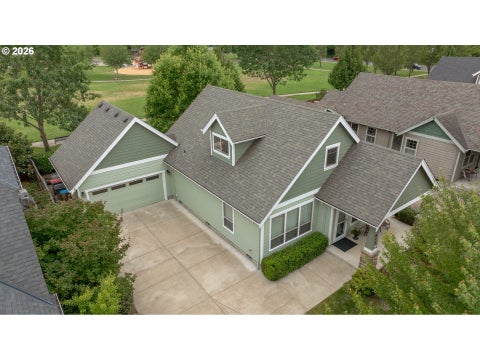Photo of 914 NE Samson St, McMinnville, OR 97128 (MLS # 501695206)