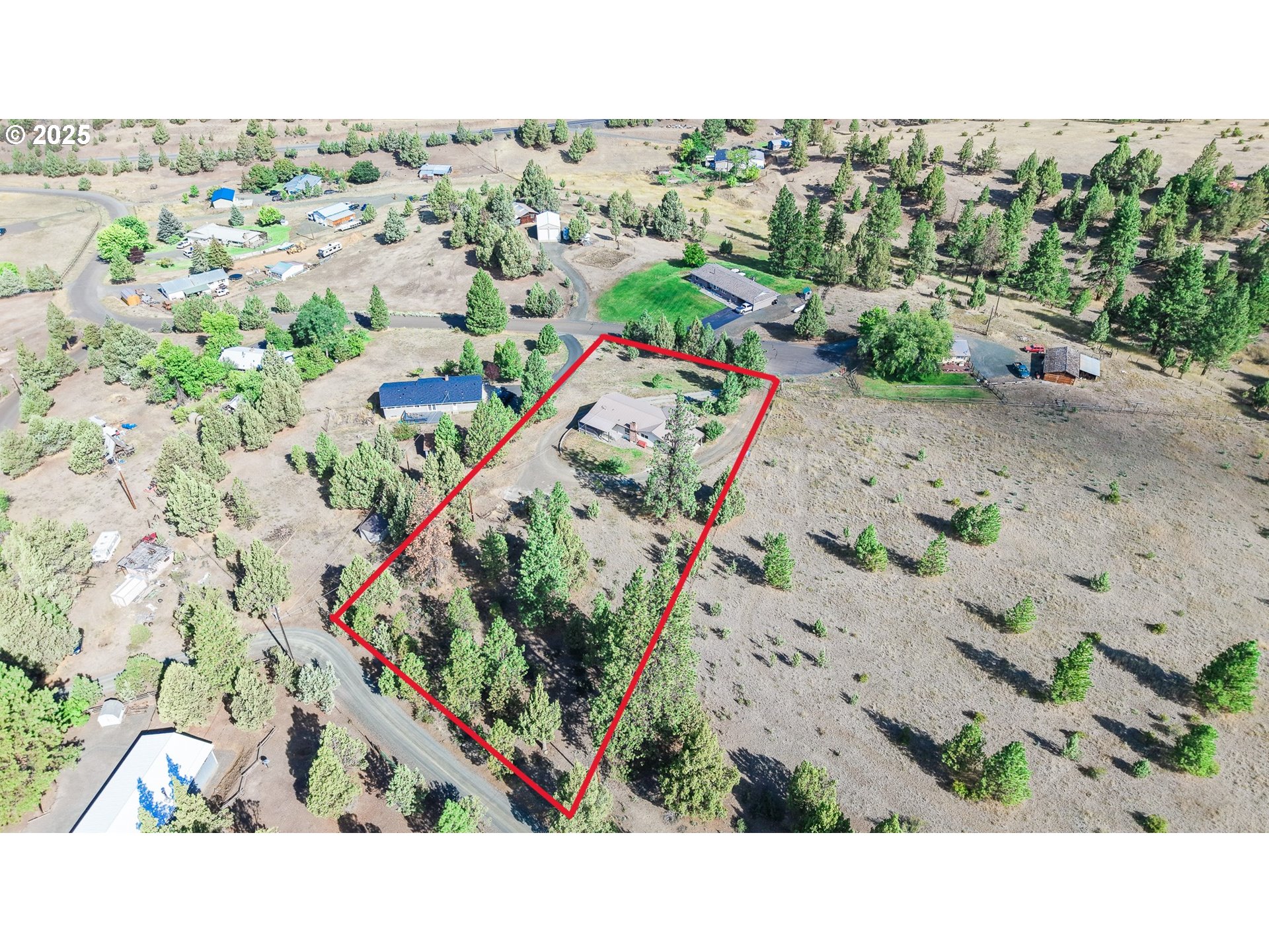 328 EDGEWOOD DR