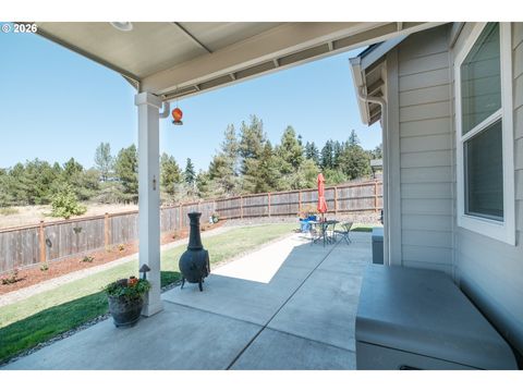 Tiny photo for 207 Rockcrest Dr, Lowell, OR 97452 (MLS # 627410040)