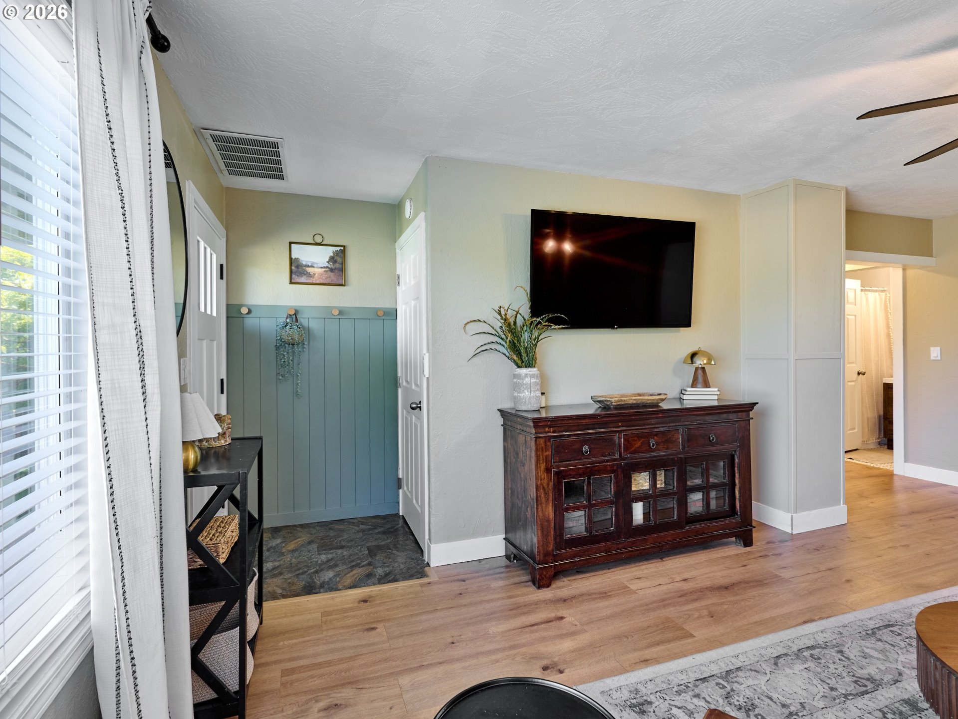 645 NW 5TH AVE