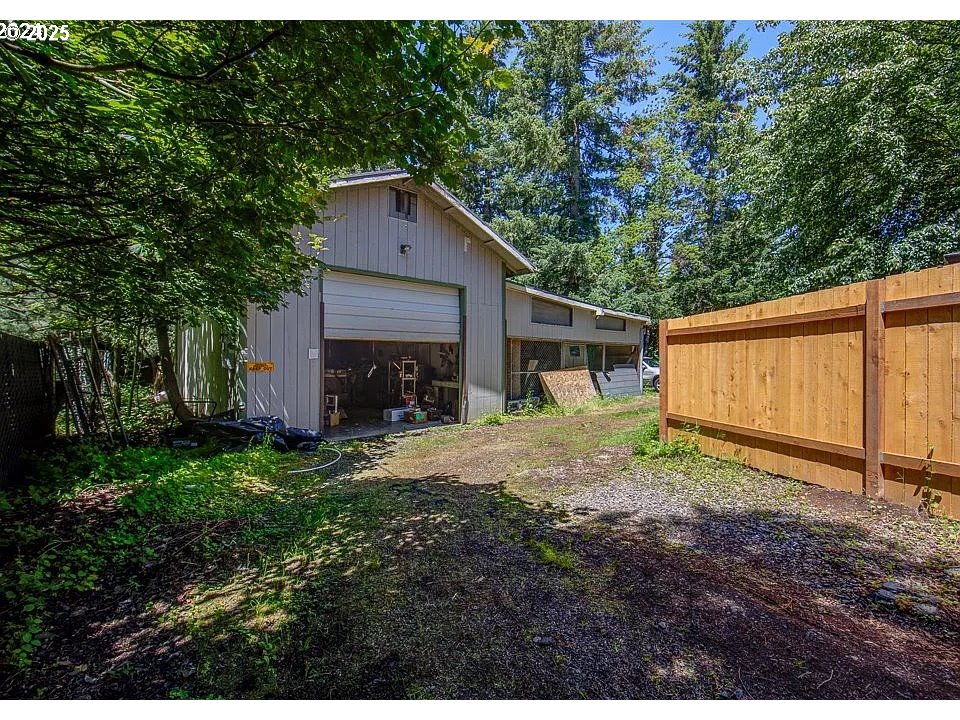 209 SE 214TH AVE