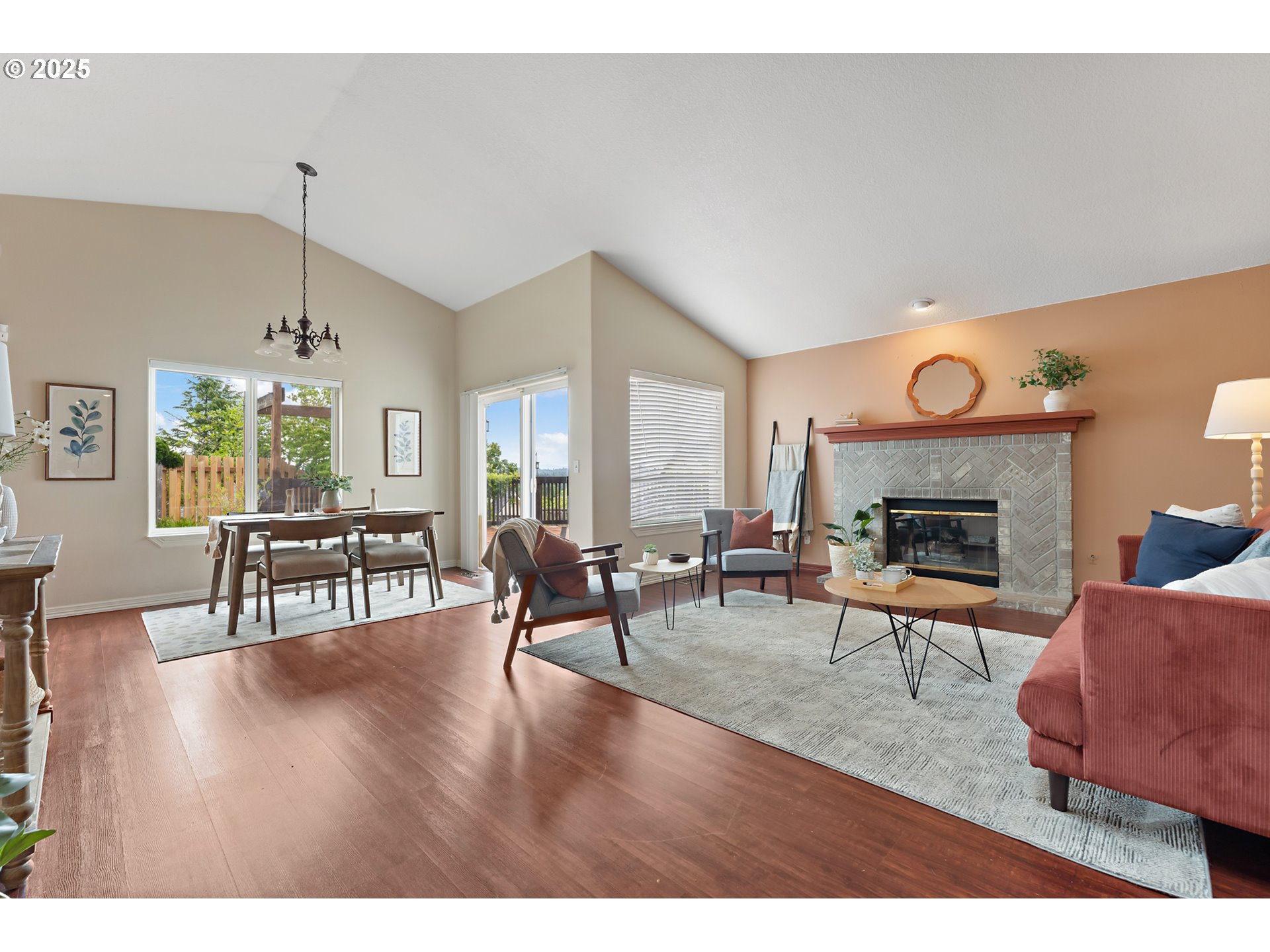 1650 SW CHAPMAN CT