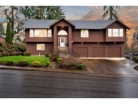 1002 S 69TH ST Springfield OR 97478