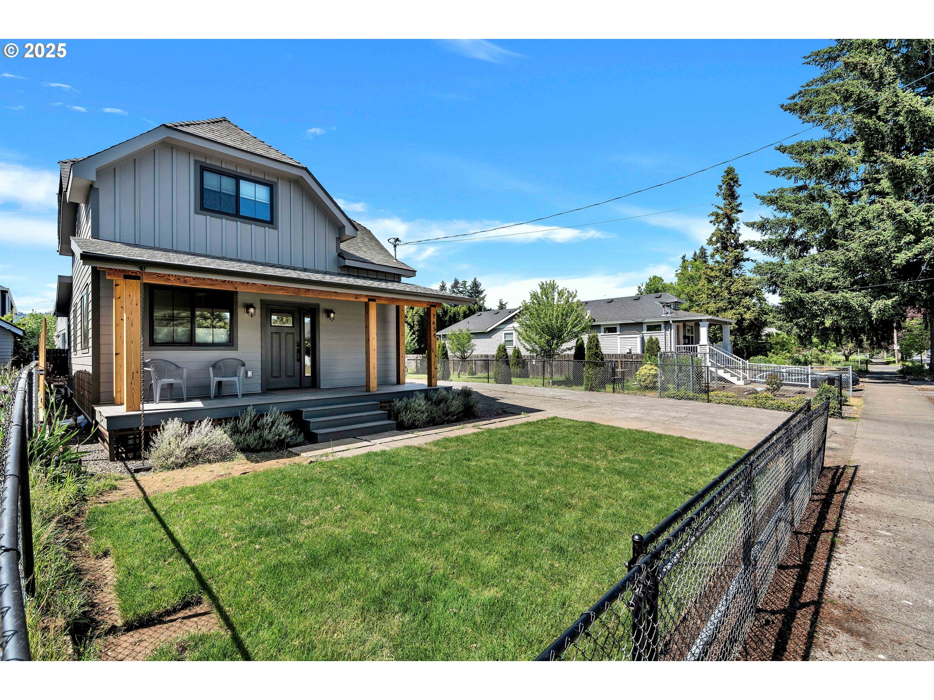7634 N WILLAMETTE BLVD