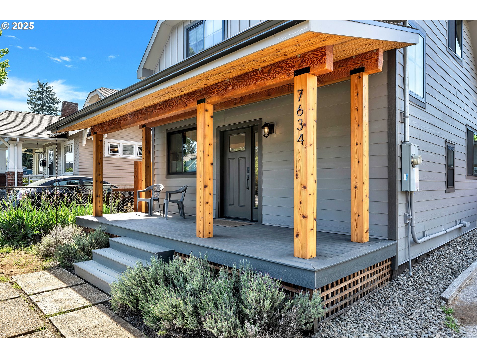 7634 N WILLAMETTE BLVD