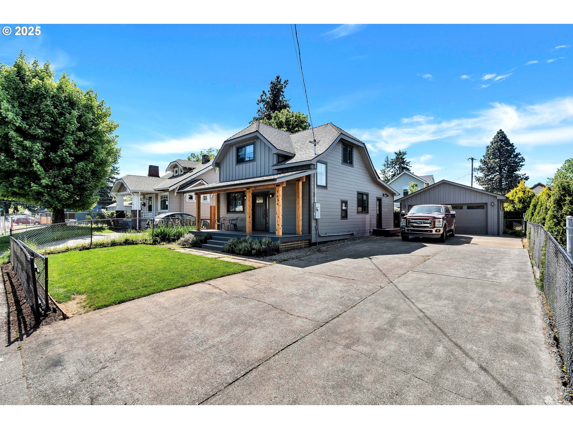 7634 N WILLAMETTE BLVD
