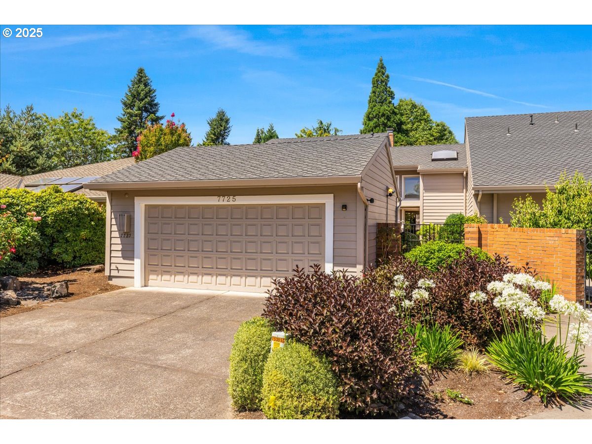 7725 SW ARBOR LAKE CT