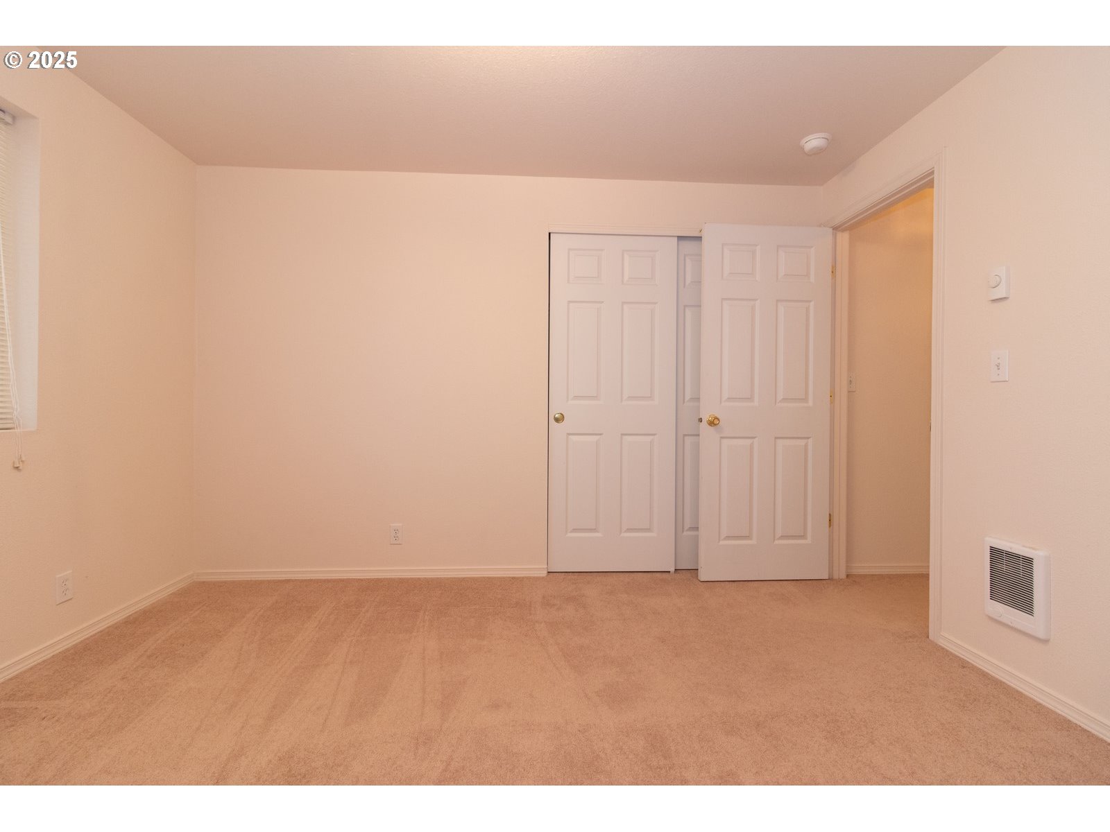 Florence, Oregon 97439, United States, 3 Bedrooms Bedrooms, ,2 BathroomsBathrooms,Residential,Pending,5661