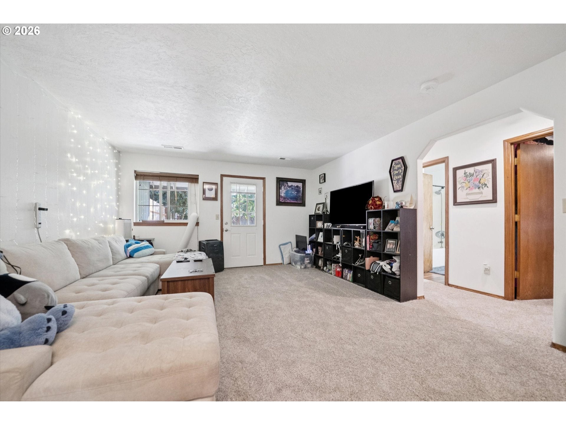 240 SE KANE DR