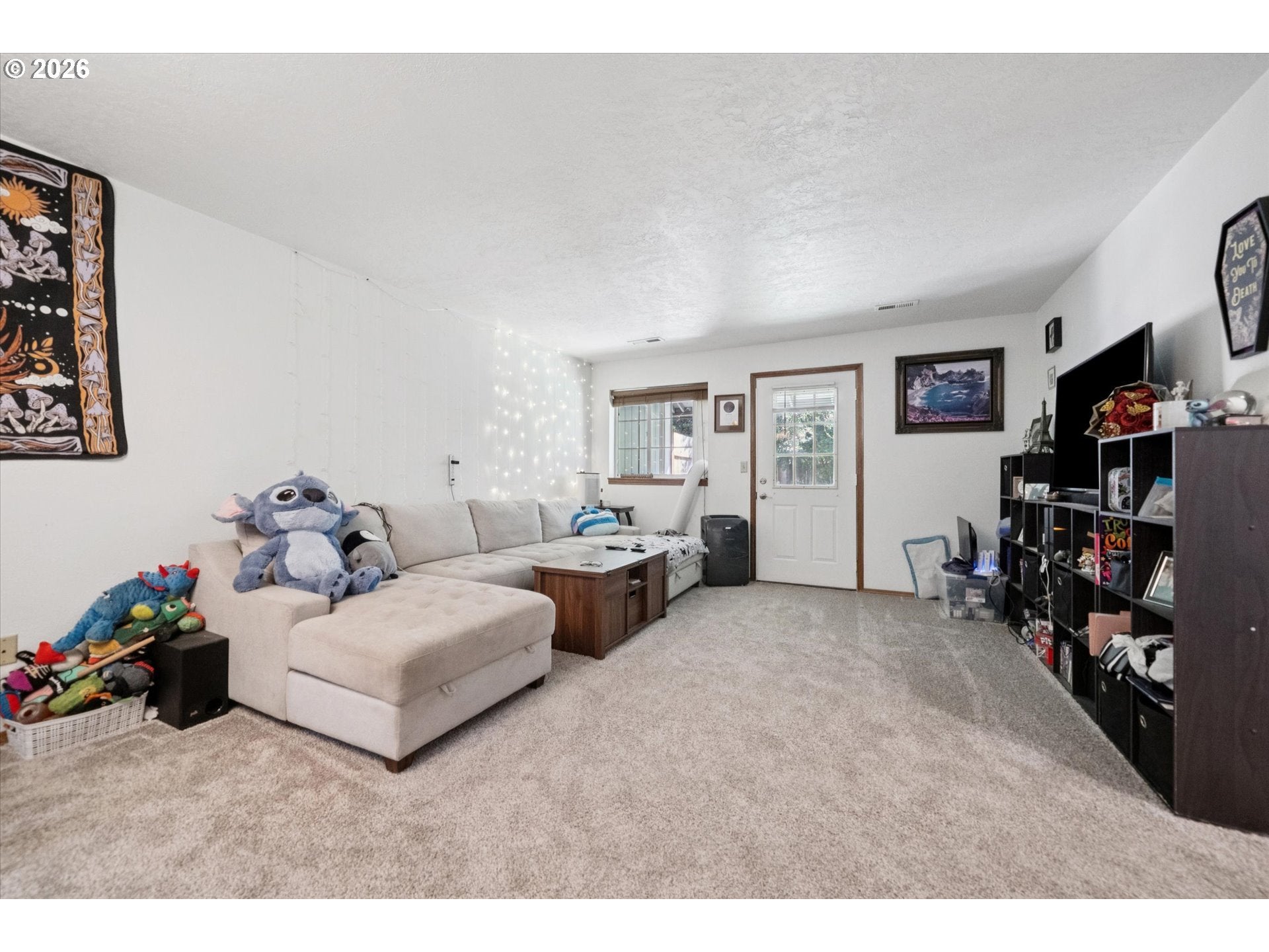 240 SE KANE DR