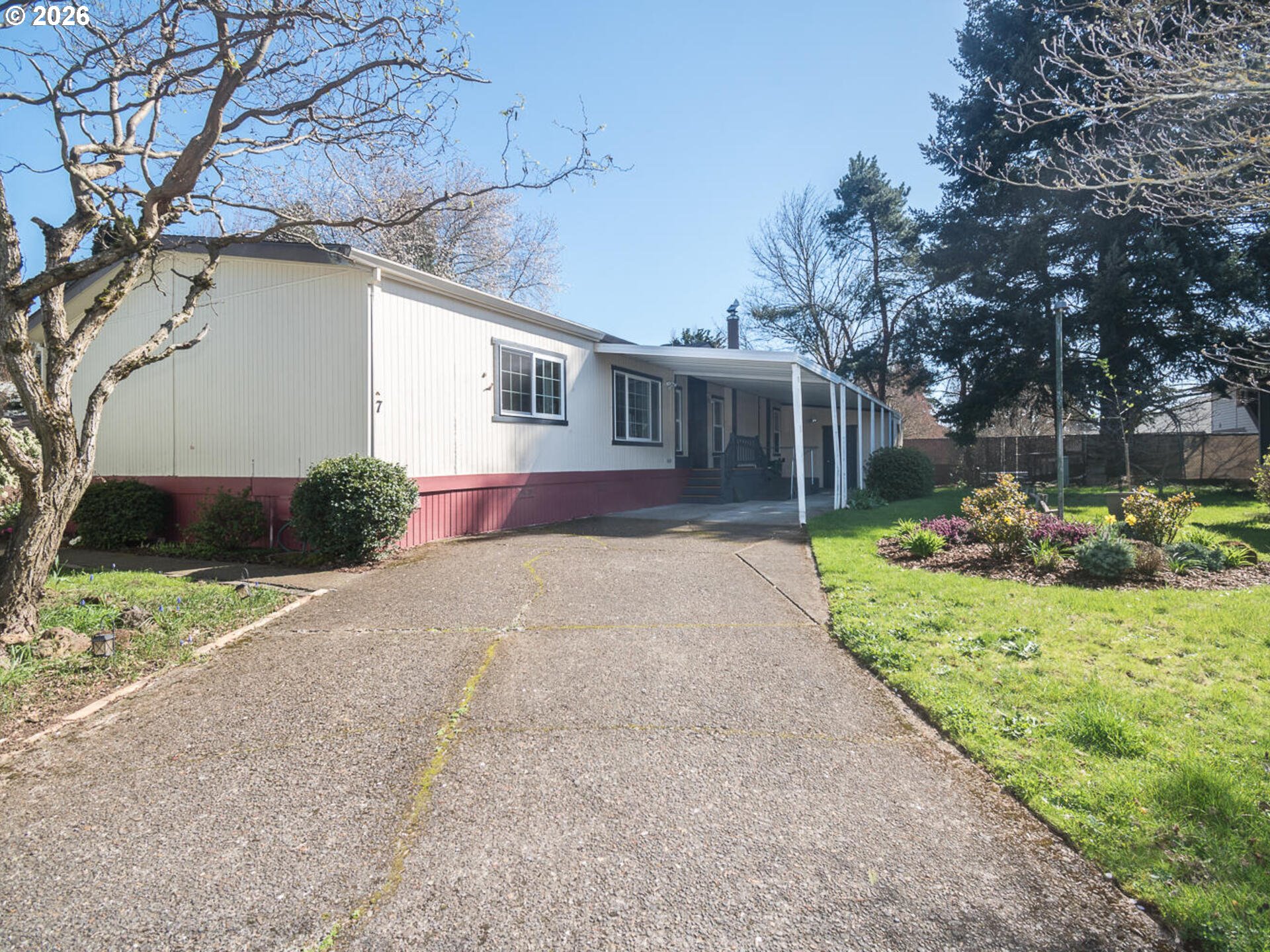 7858 SE KING RD 7